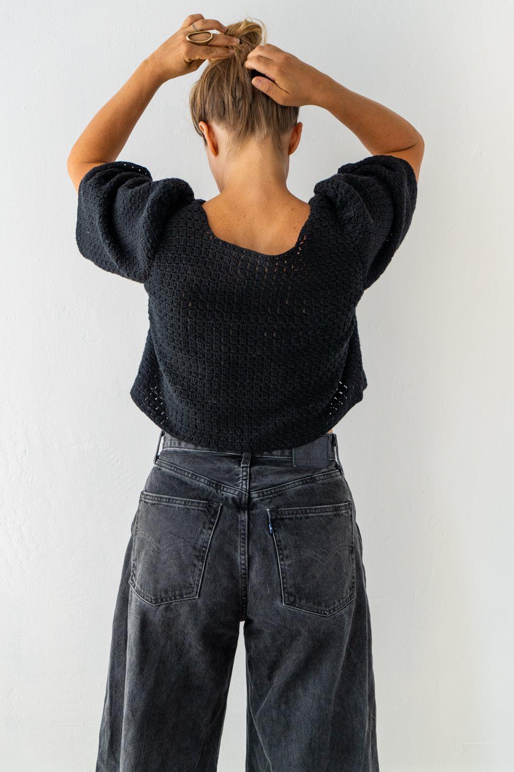HAND CROCHET BUBBLE SLEEVE TOP
